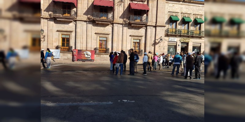 SPUM se manifiesta frente a Palacio de Gobierno - Foto 3 
