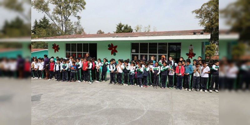 Más de un millón 400 mil estudiantes inician periodo vacacional decembrino 