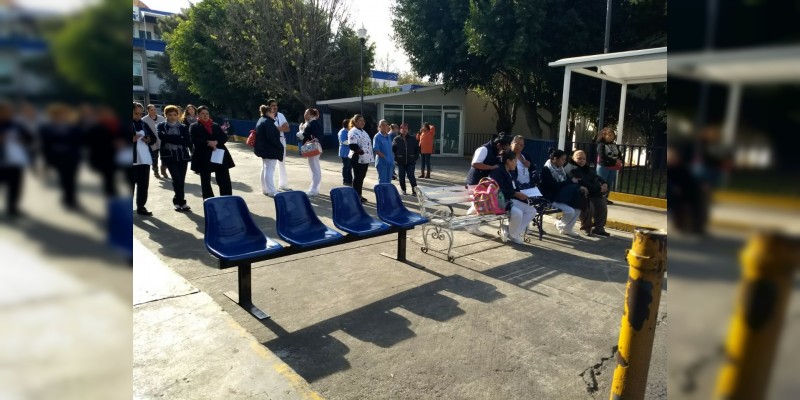 Asamblea de Trabajadores toma las instalaciones del Hospital Civil - Foto 0 