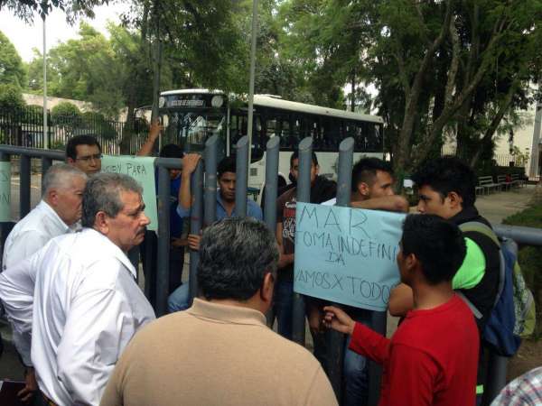 No se puede exigir “educación para todos”, cerrando las instituciones: Medardo Serna - Foto 1 