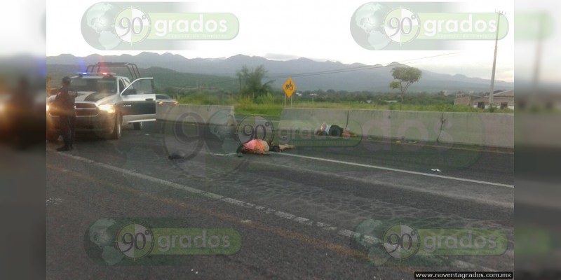 Muere joven en la carretera en Toluca, lo habrían atropellado  