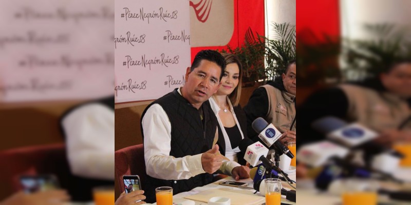 Presenta Iván Pérez Negrón Ruíz su renuncia a SEDATU en Michoacán 