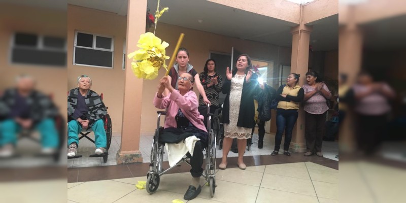 Belinda Iturbide recorre su Distrito, lleva jornadas médicas y apoyos a los ciudadanos 