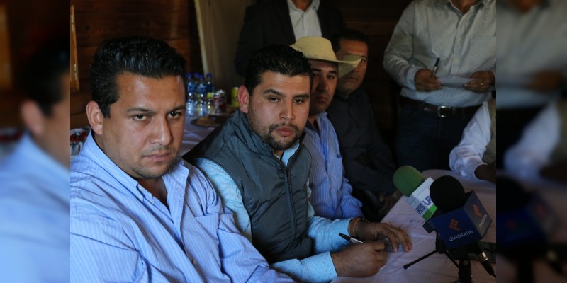 Alcalde de Tuzantla se destapó para la diputación en el distrito 18 correspondiente a Huetamo  