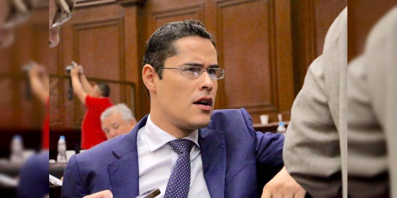 Miguel Ángel Villegas, confirma su renuncia a la presidencia de la mesa directiva del Congreso Estatal 