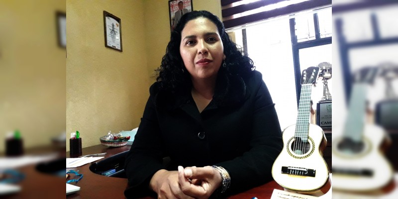 Realizarán homenaje al diseñador de la guitarra para la película animada COCO en Paracho, Michoacán  - Foto 3 