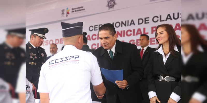 En dos años, Policía Michoacán será la mejor del país: Silvano Aureoles 
