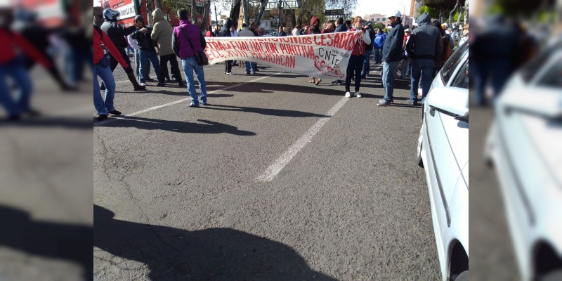 Inicia marcha de la CNTE 