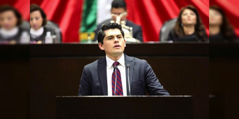 ”Estoy limpio; los michoacanos pueden estar seguros: Antonio Ixtláhuac“ 
