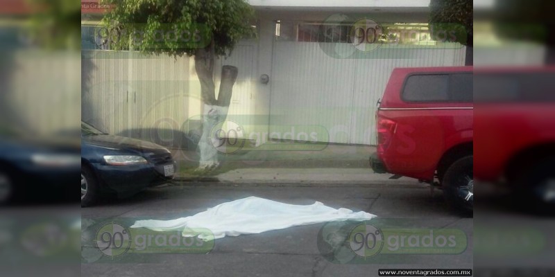 Lo asesinan a balazos en Uruapan, Michoacán 