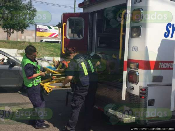Un muerto y tres heridos, saldo de accidente vial en carretera de Churintzio, Michoacán - Foto 2 