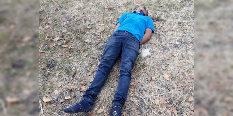 Identifican cadáver de joven abandonado en Parácuaro 