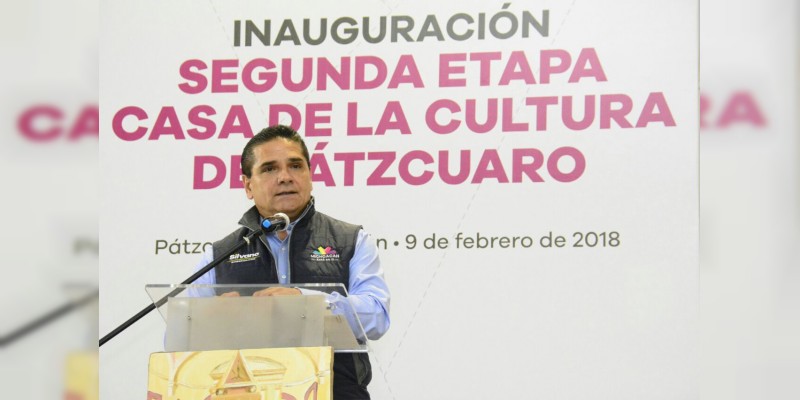 Entrega Gobernador infraestructura de salud y cultura en Pátzcuaro  