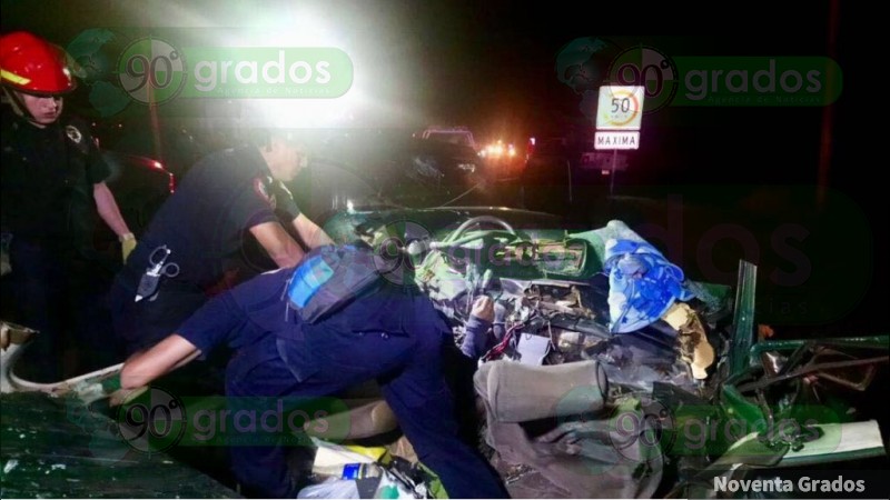 Aumenta a siete el número de personas muertas tras accidente en Hidalgo, Michoacán - Foto 2 