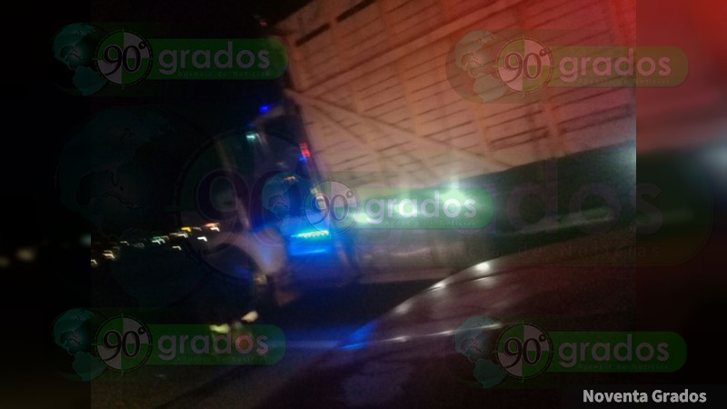 Muere persona al ser atropellada por “auto fantasma” en Zitácuaro, Michoacán - Foto 5 