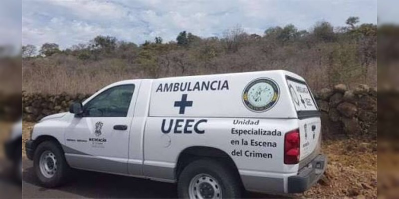 Hallan a mujer asesinada a tiros en Tingambato, Michoacán 