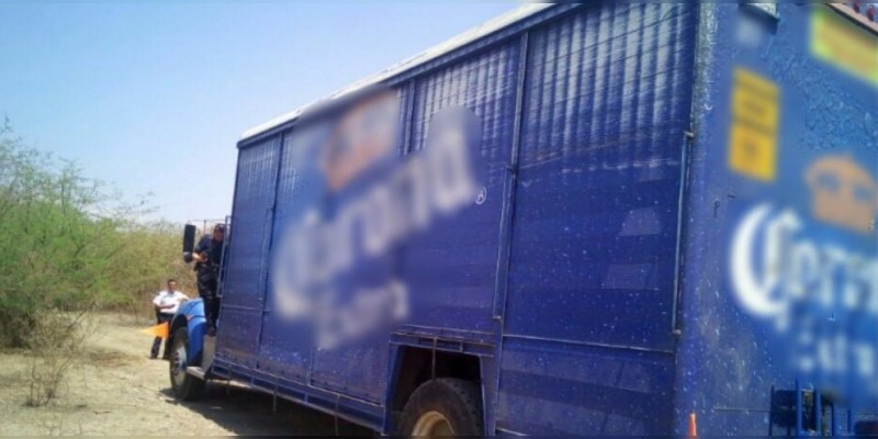 Secuestran camión con medio millón en mercancía en Celaya, Guanajuato 