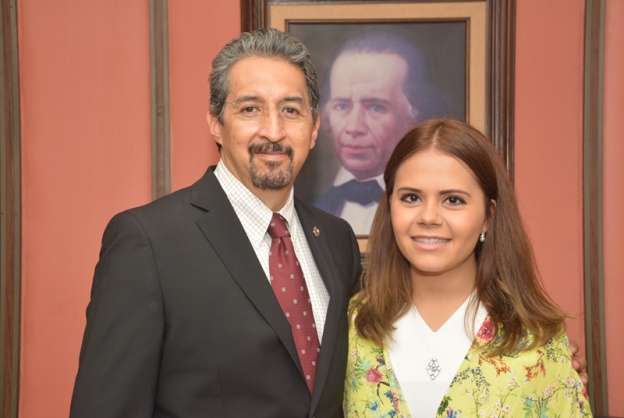 Alumna de Odontología de la UMSNH logra ser la primera en obtener movilidad internacional en los últimos 60 años 