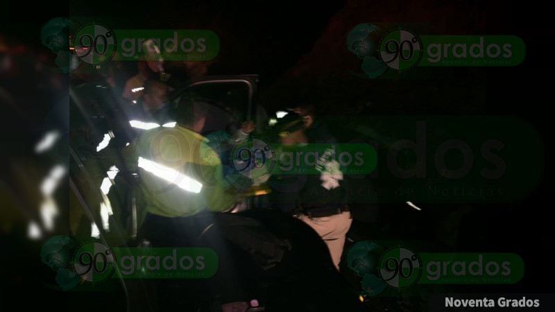Choque deja 14 heridos en Salvador Escalante, Michoacán - Foto 10 
