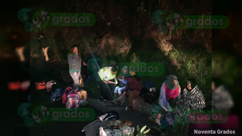 Choque deja 14 heridos en Salvador Escalante, Michoacán - Foto 4 
