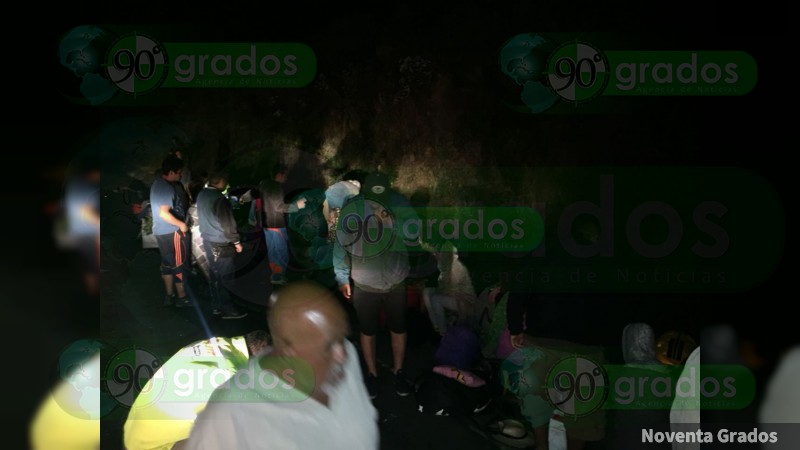 Choque deja 14 heridos en Salvador Escalante, Michoacán - Foto 5 