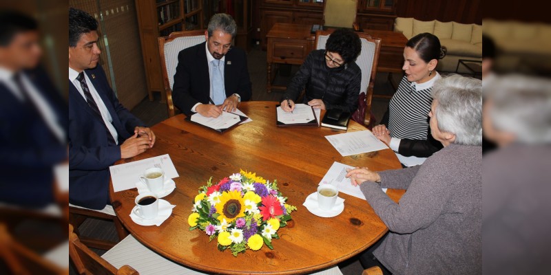Signan UMSNH y el Seminario de Cultura Mexicana convenio para desarrollar proyectos científicos, artísticos y culturales 