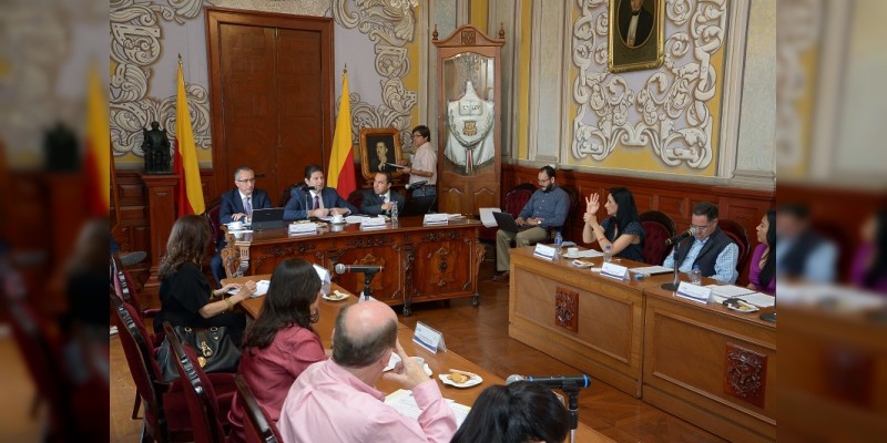 Regidores cuestionan el crecimiento de la nómina del Ayuntamiento de Morelia: llegó a mil 200 mdp 
