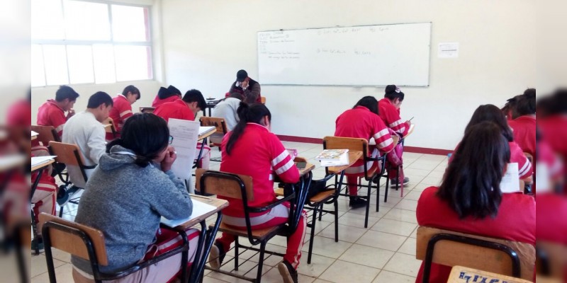En Carapan se realizo VI espartaqueada nacional de matemáticas local 