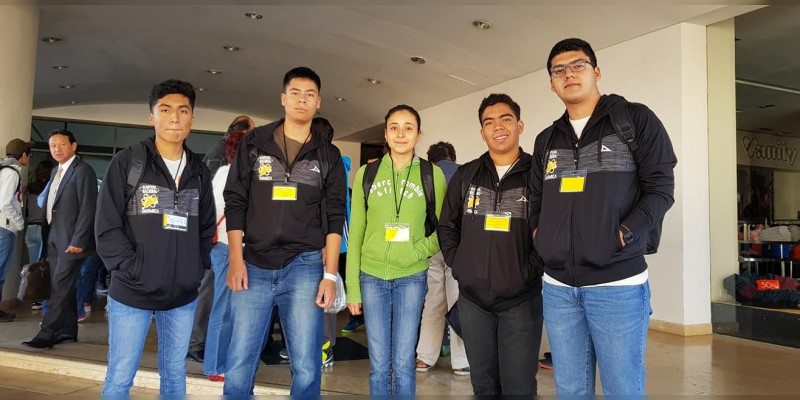Tres michoacanos a la preselección internacional de la Olimpiada de Química 