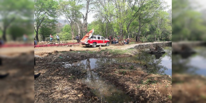 Localizan cadáver en presa de Senguio, Michoacán - Foto 2 