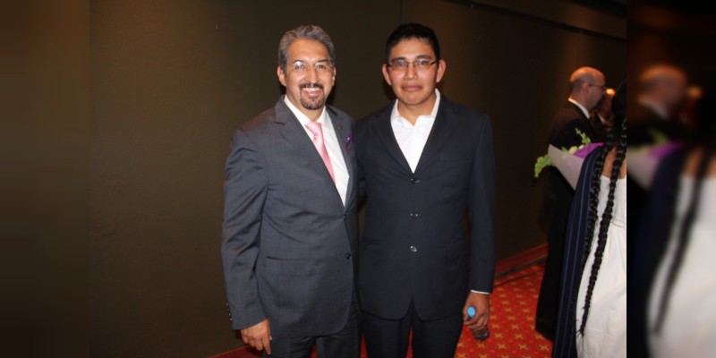 Reconocen a alumnos de la UMSNH en el Día de la Mujer - Foto 1 