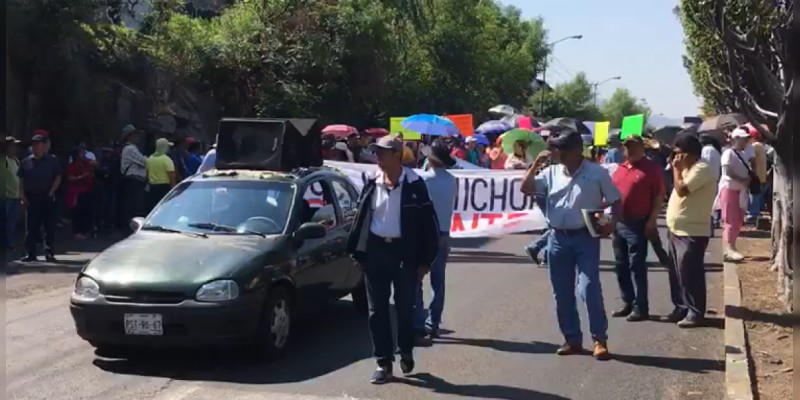 Inicia marcha de la CNTE, llegarán al centro de Morelia 