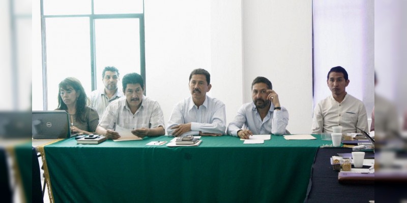 Gobierno del Estado de Michoacán, por el desarrollo de los municipios de la Región Pátzcuaro-Zirahuén 