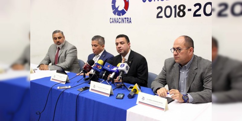 Industriales y organismos electorales firman convenio en Michoacán - Foto 1 