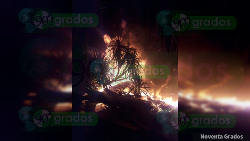 Se incendia propiedad en Zitácuaro, Michoacán, no hay víctimas  - Foto 0 
