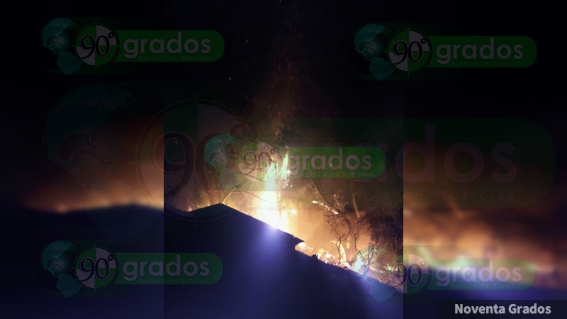 Se incendia propiedad en Zitácuaro, Michoacán, no hay víctimas  - Foto 2 