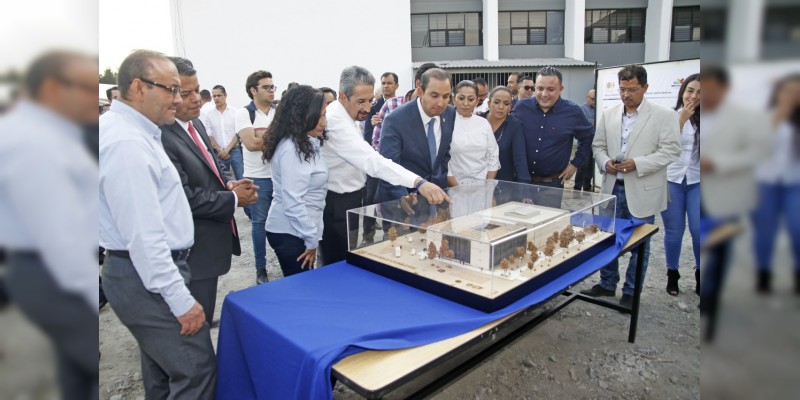 Supervisan construcción de nuevo edificio de posgrado en la Universidad Michoacana - Foto 0 