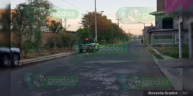 Abandonan dos cuerpos maniatados en calles de Zamora, Michoacán - Foto 2 
