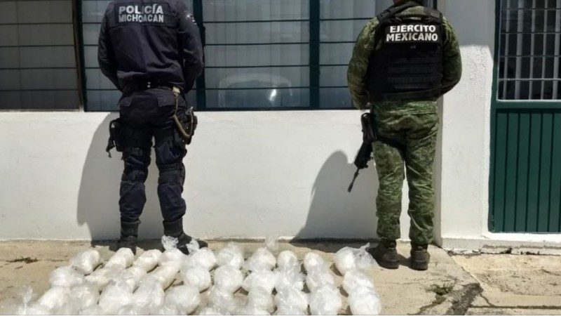 Incautan millonario cargamento de “crystal” en Uruapan, Michoacán 