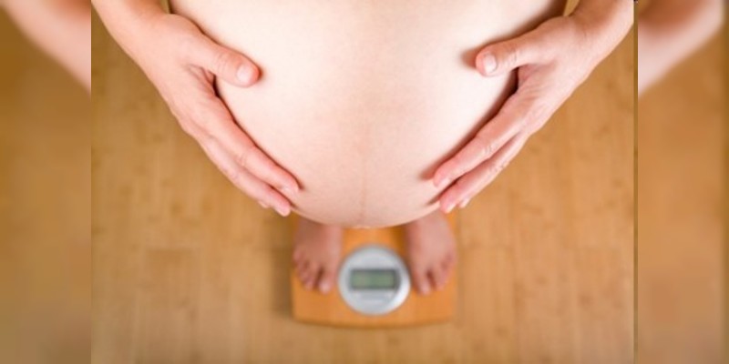 Deficiencia o exceso de alimentos en etapa fetal aumenta riesgo de males crónicos: Especialista 