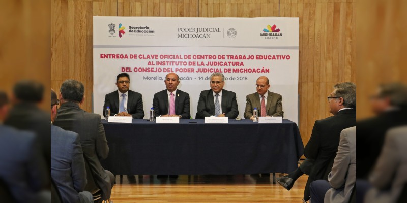 Recibe Poder Judicial de Michoacán reconocimiento oficial de programas académicos por parte de la SEE 