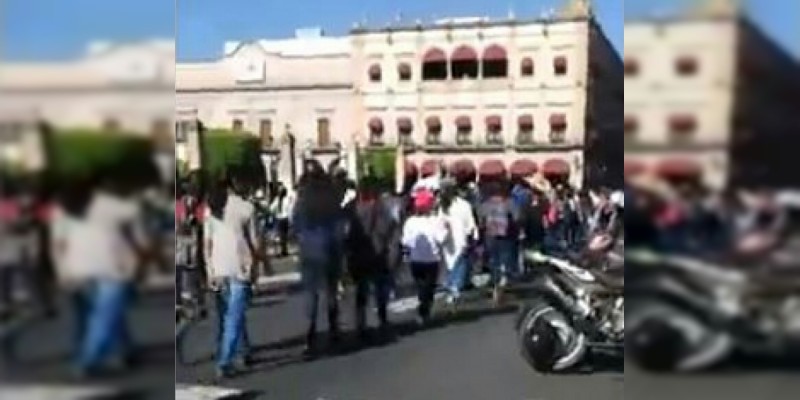 Estudiantes marchan este viernes en Morelia  