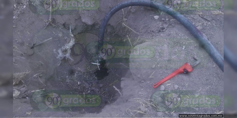 Muere huachicolero al ser sorprendido por el Ejército en Cortázar, Guanajuato - Foto 1 