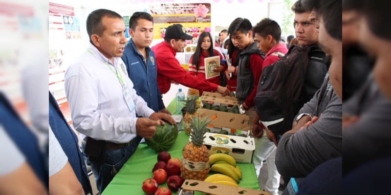 A mayor cobertura de educación, mejor calidad de vida: Medardo Serna - Foto 1 