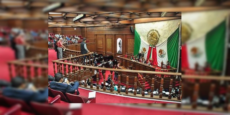 Presentan licencia para separarse de su cargo 14 diputados locales de Michoacán 