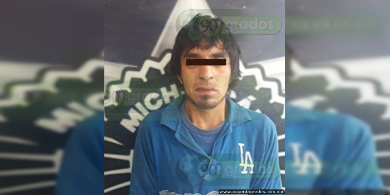 Detienen a cinco robando una casa en Zitácuaro, Michoacán - Foto 0 