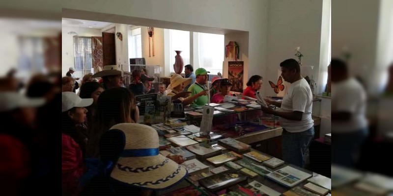 Instalan 20 módulos de atención a turistas en las siete regiones turísticas de Michoacán - Foto 2 