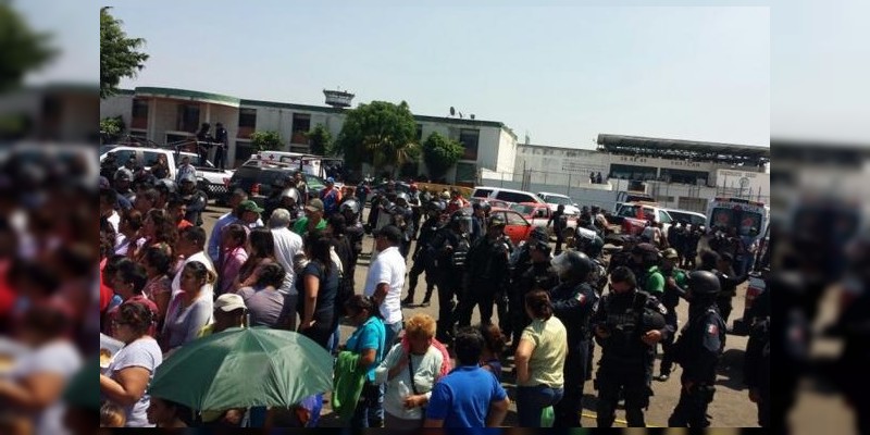Mueren 7 policías en motín en penal de Veracruz  - Foto 0 