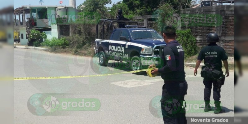Ciudadano mata a un presunto delincuente y hiere a otro en Lázaro Cárdenas, Michoacán - Foto 3 
