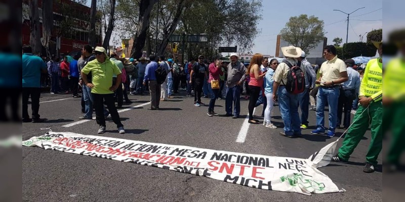 Inicia marcha de la CNTE en Morelia 